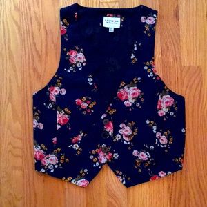 H81 Floral Vest gorgeous! Like new
